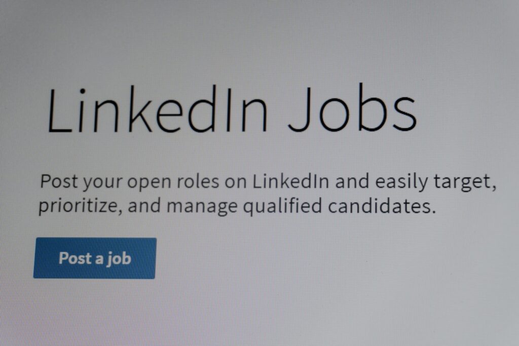 Linkedin jobs interface with 'post a job' button.