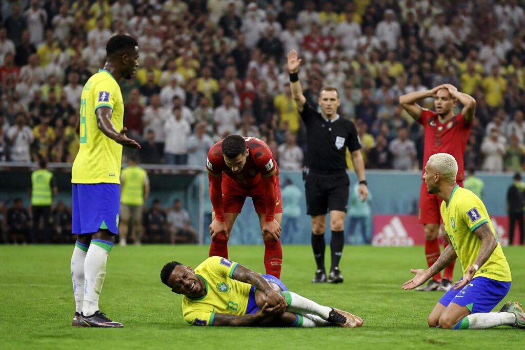 découvrez les exemples marquants de blessures graves au football et leur impact majeur sur la coupe du monde, avec analyse des conséquences pour les joueurs et les équipes.