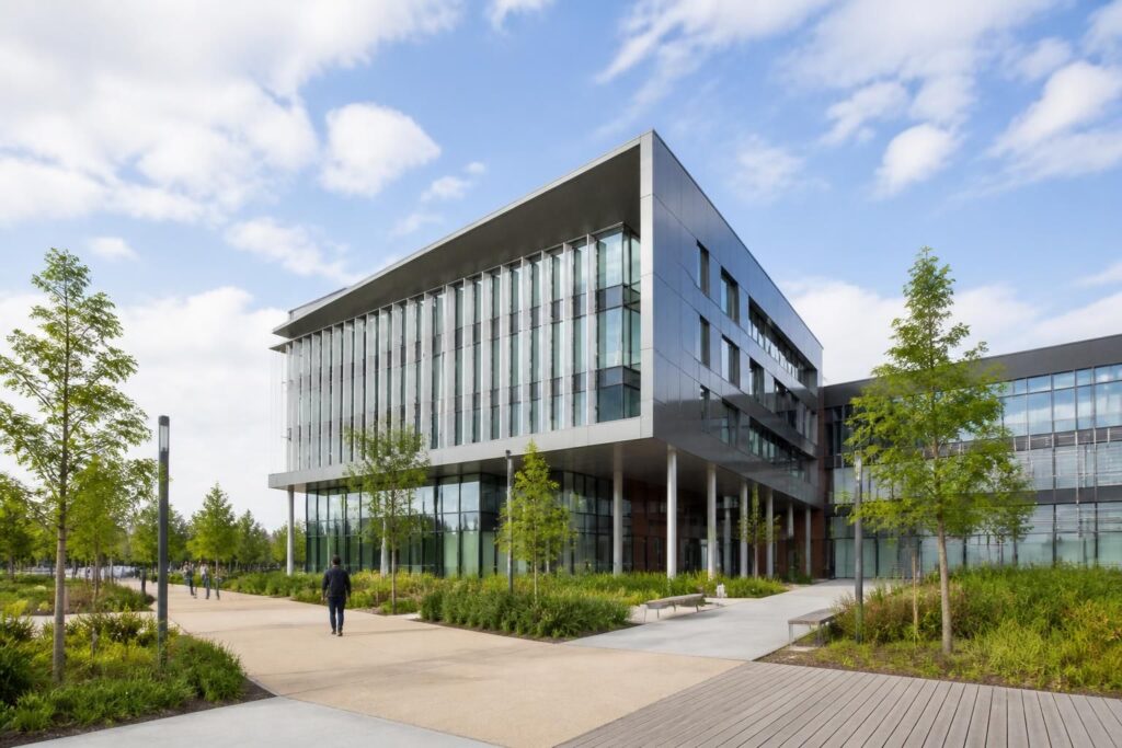 découvrez l'ecosystème d à dunkerque, son adresse précise et toutes les informations essentielles sur ce bâtiment innovant.