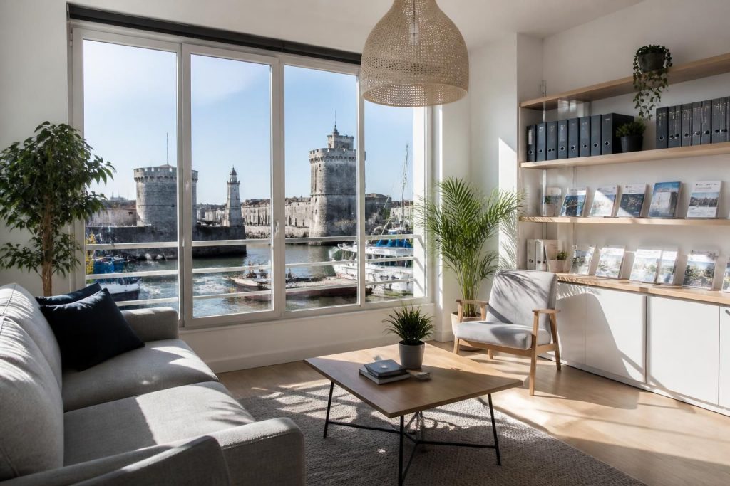 découvrez nos offres et astuces pour louer un appartement à la rochelle sans payer de frais d'agence. simplifiez votre recherche immobilière avec nos conseils pratiques.